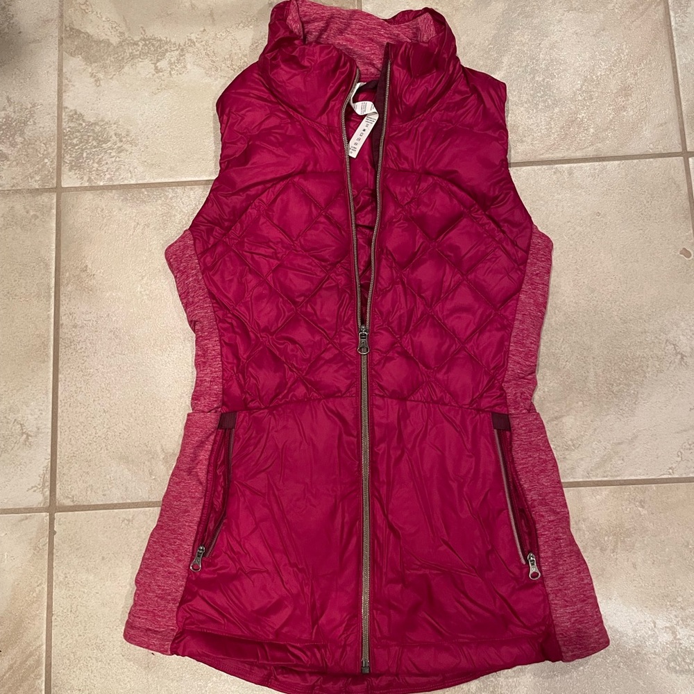 Lululemon Down For A Run Vest